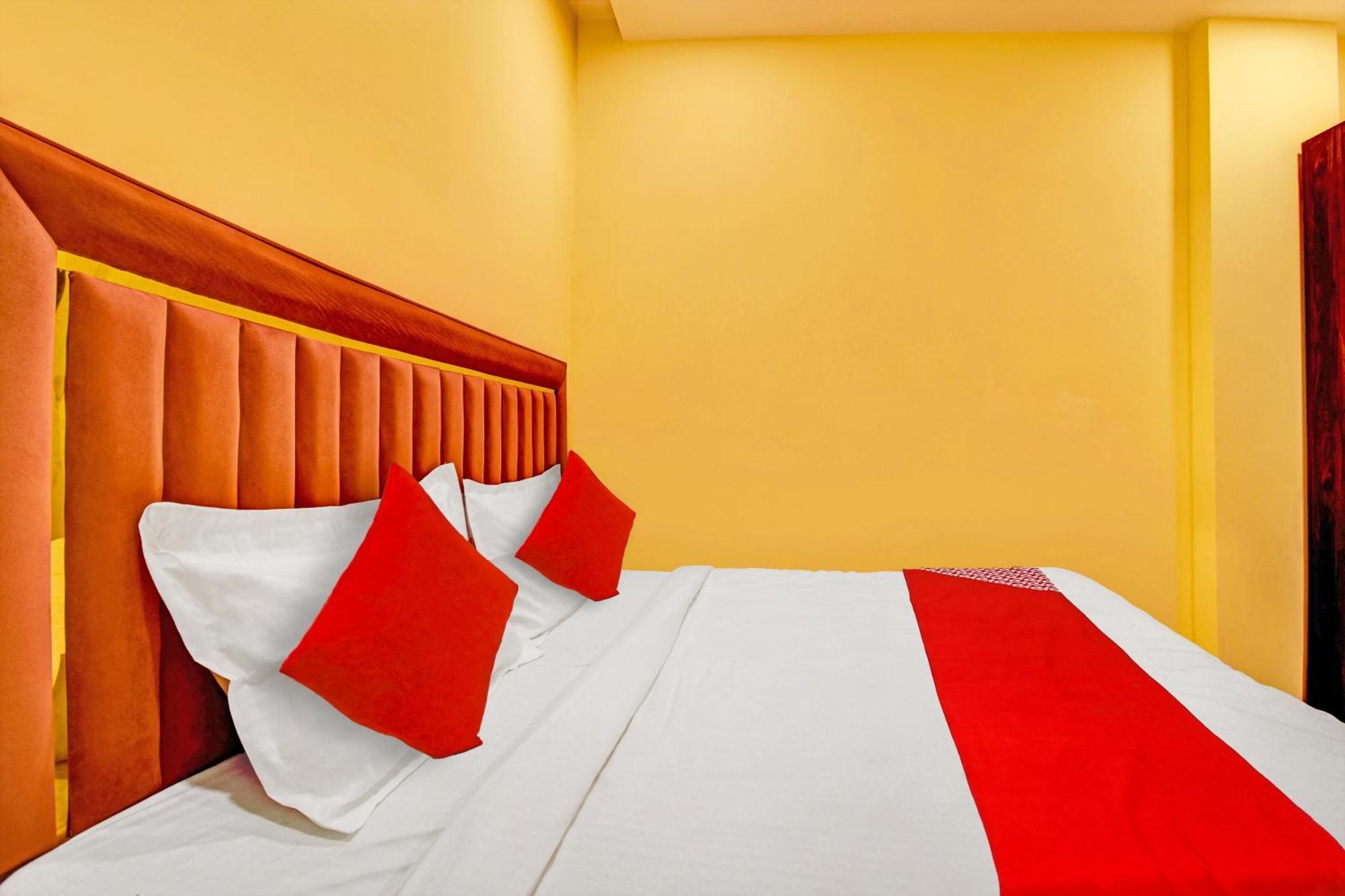 Hotel O Friendship Inn Delhi  Exterior photo
